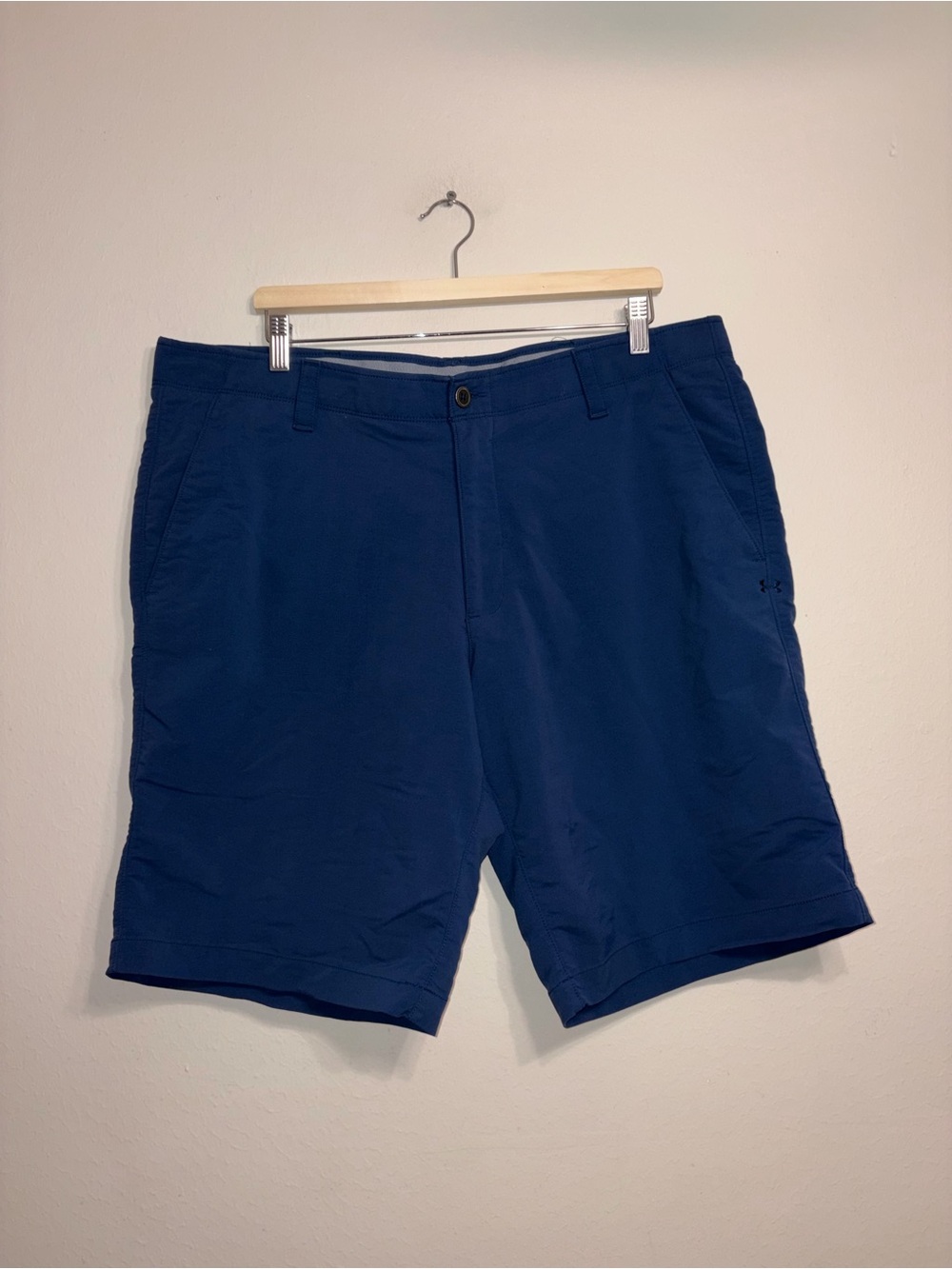 Under Armour Matchplay Men's 10” Navy Blue Performance loose fit Shorts Size 40
